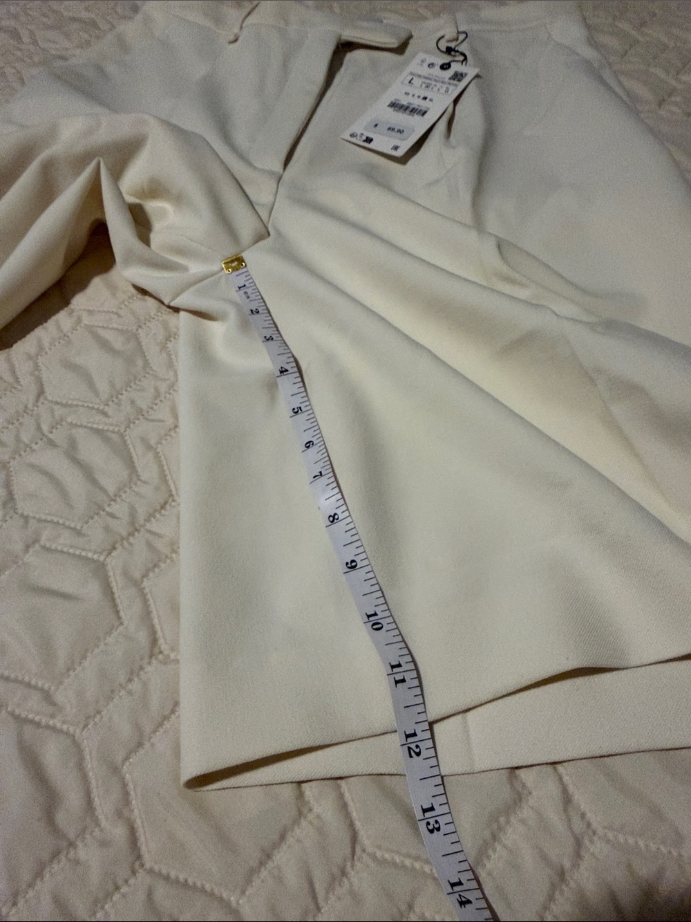 NWT. Zara Cream Tailored Bermuda Shorts - Picture 10 of 10